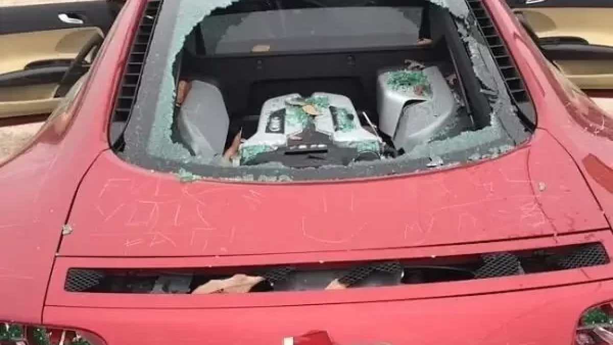 Zdemolované Audi R8