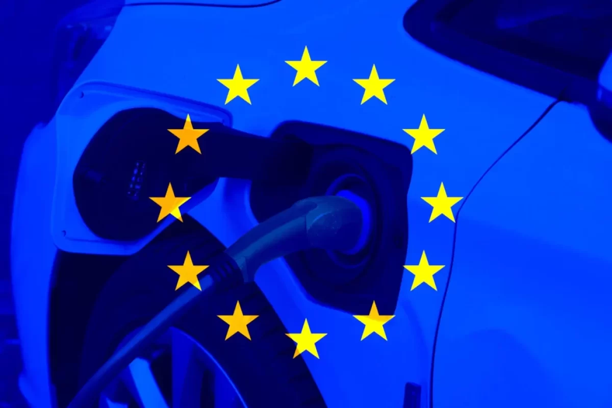 Evropská unie prosazuje konec spalovacích motorů.