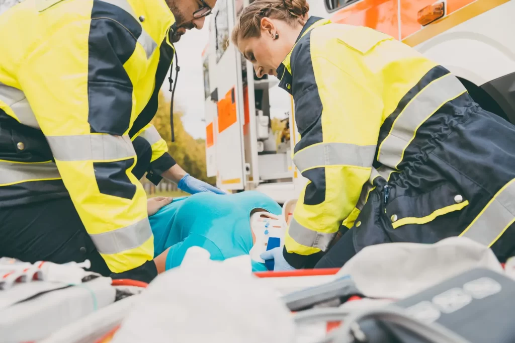 Záchrana pacienta vykazujícího příznaky krvácení do mozku je hrou o čas - Techsvět Záchranka při zásahu