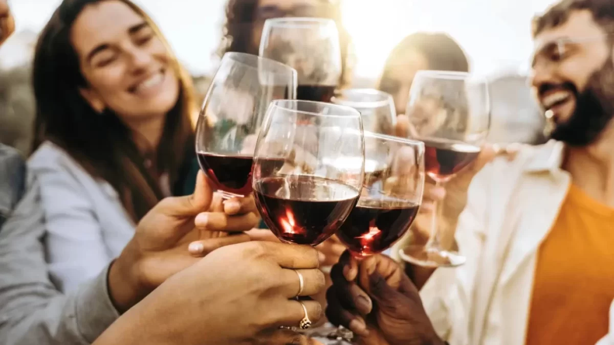 I po bujarém alkoholovém večírku můžete vstávat vesele.