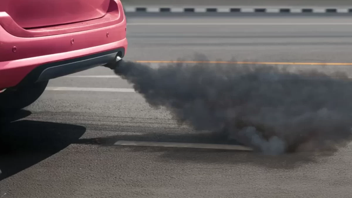 Kouřící auto