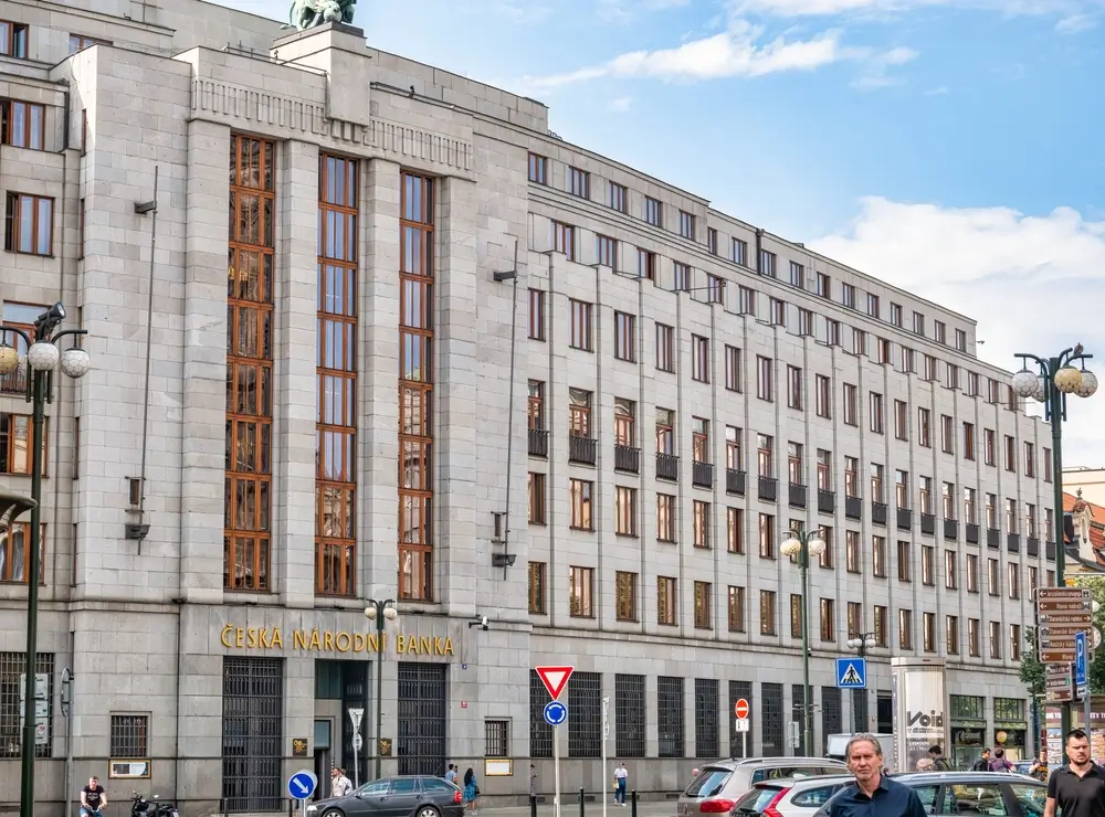shutterstock_2181749133 - Techsvět Česká národní banka