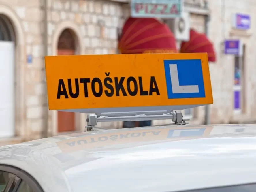 V autoškole budou nové otázky