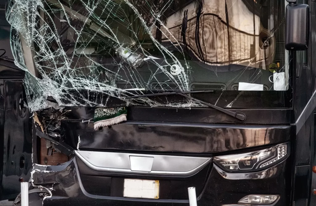 Přední místa v autobuse jsou nejméně bezpečná. - Techsvět Autobus