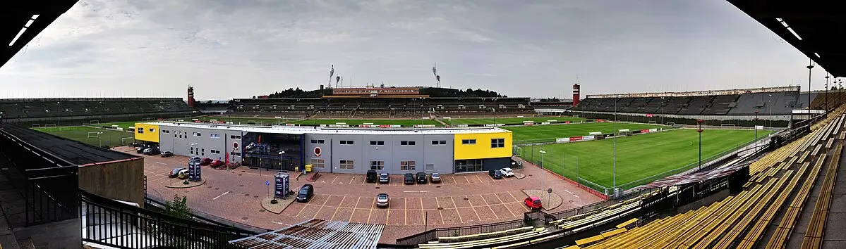 - Techsvět Strahovský stadion