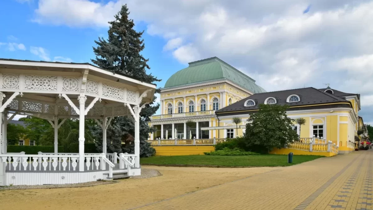 Lázně