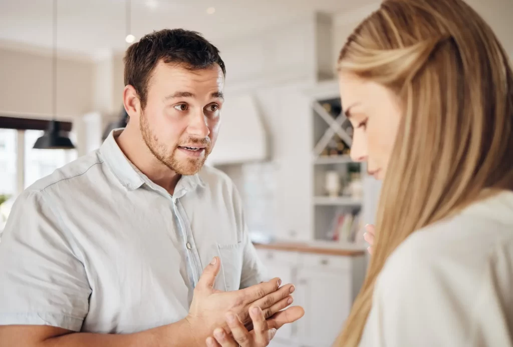 Neštěstí v lásce vám už nehrozí - Techsvět muž argumentuje s partnerkou