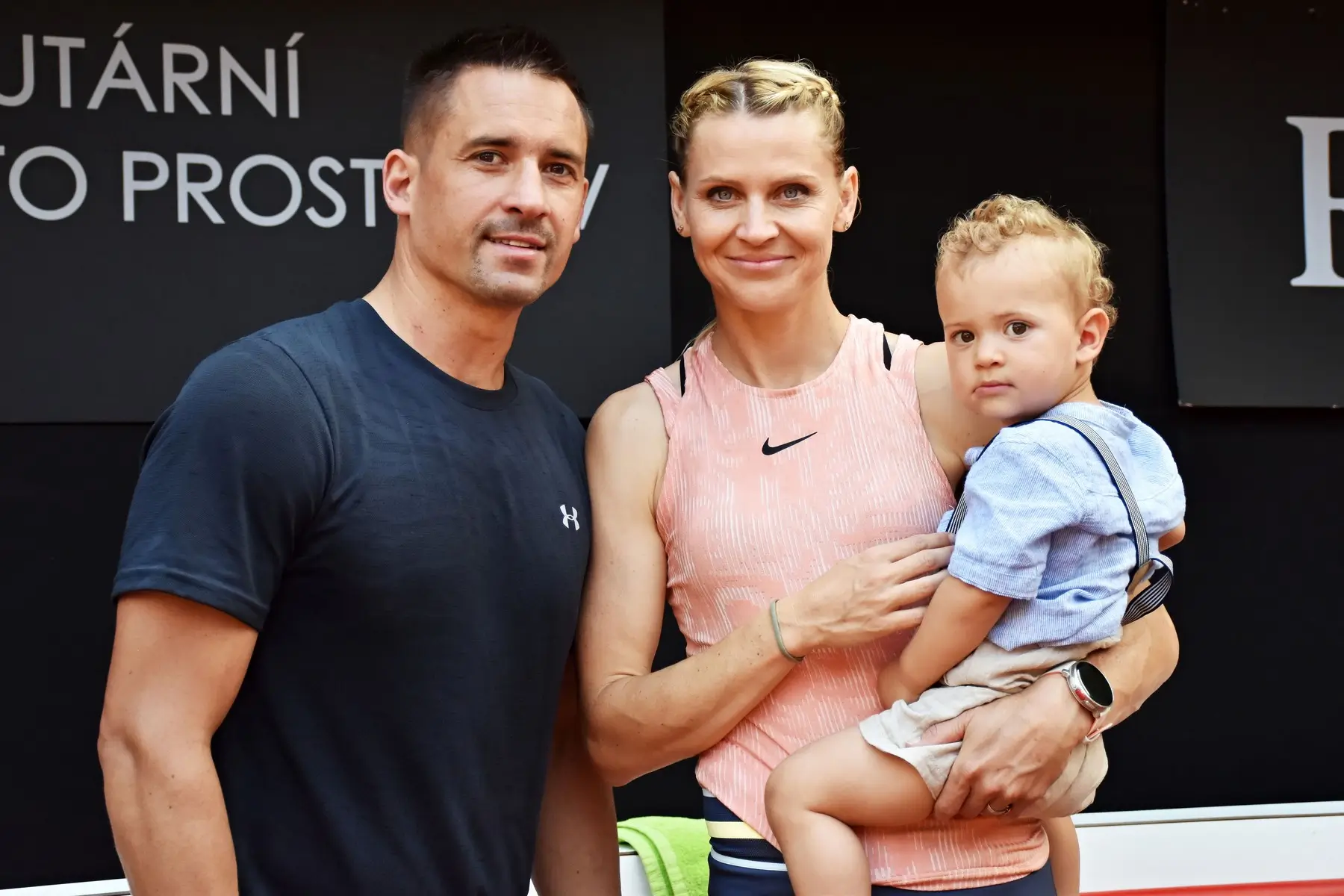 Tomáš Plekanec s manželkou a synem - Techsvět Tomáš Plekanec s manželkou a synem