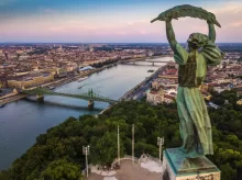 Socha Svobody v Budapešti.