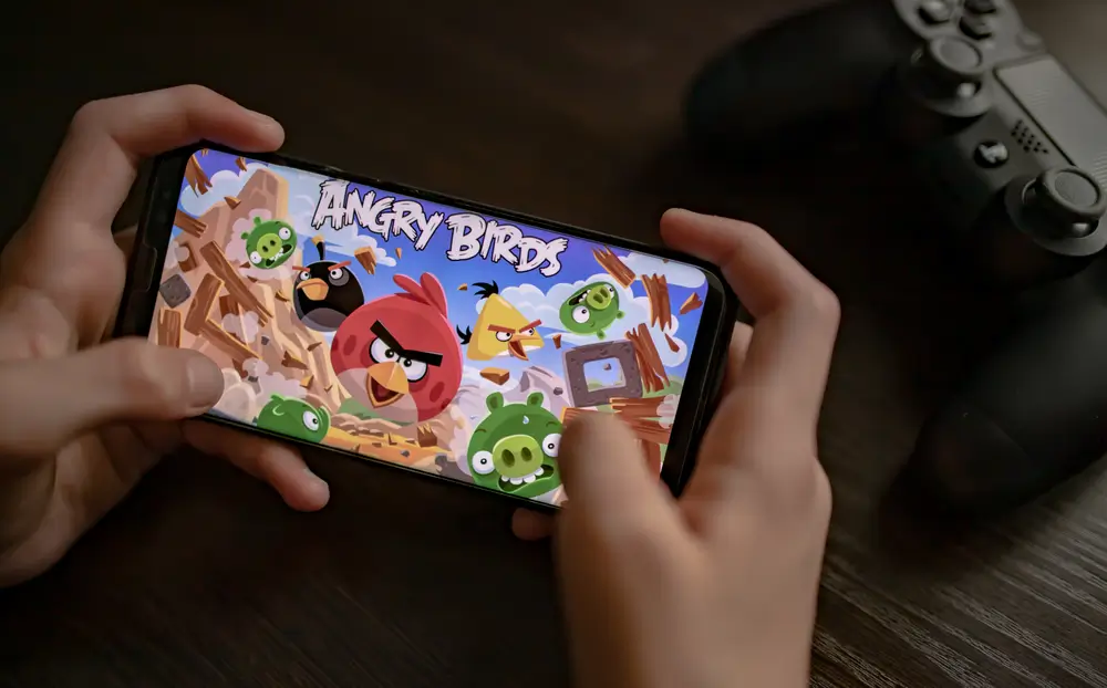 - Techsvět Angry birds hra na mobilu
