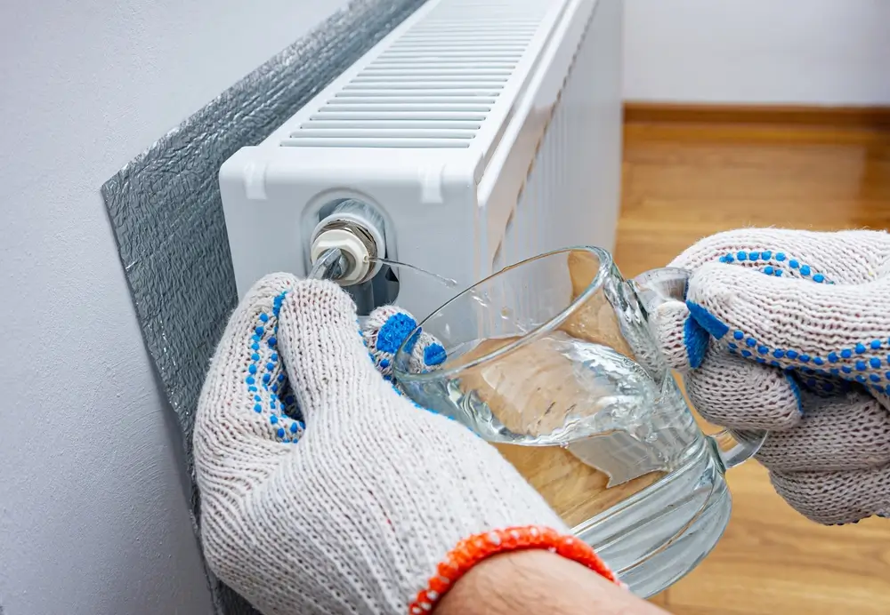 - Techsvět odvzdušnění radiátorů