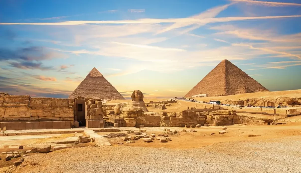 pyramidy v Egyptu
