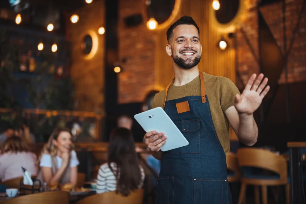 Vašemu podniku se bude dařit - Techsvět šťastný majitel restaurace