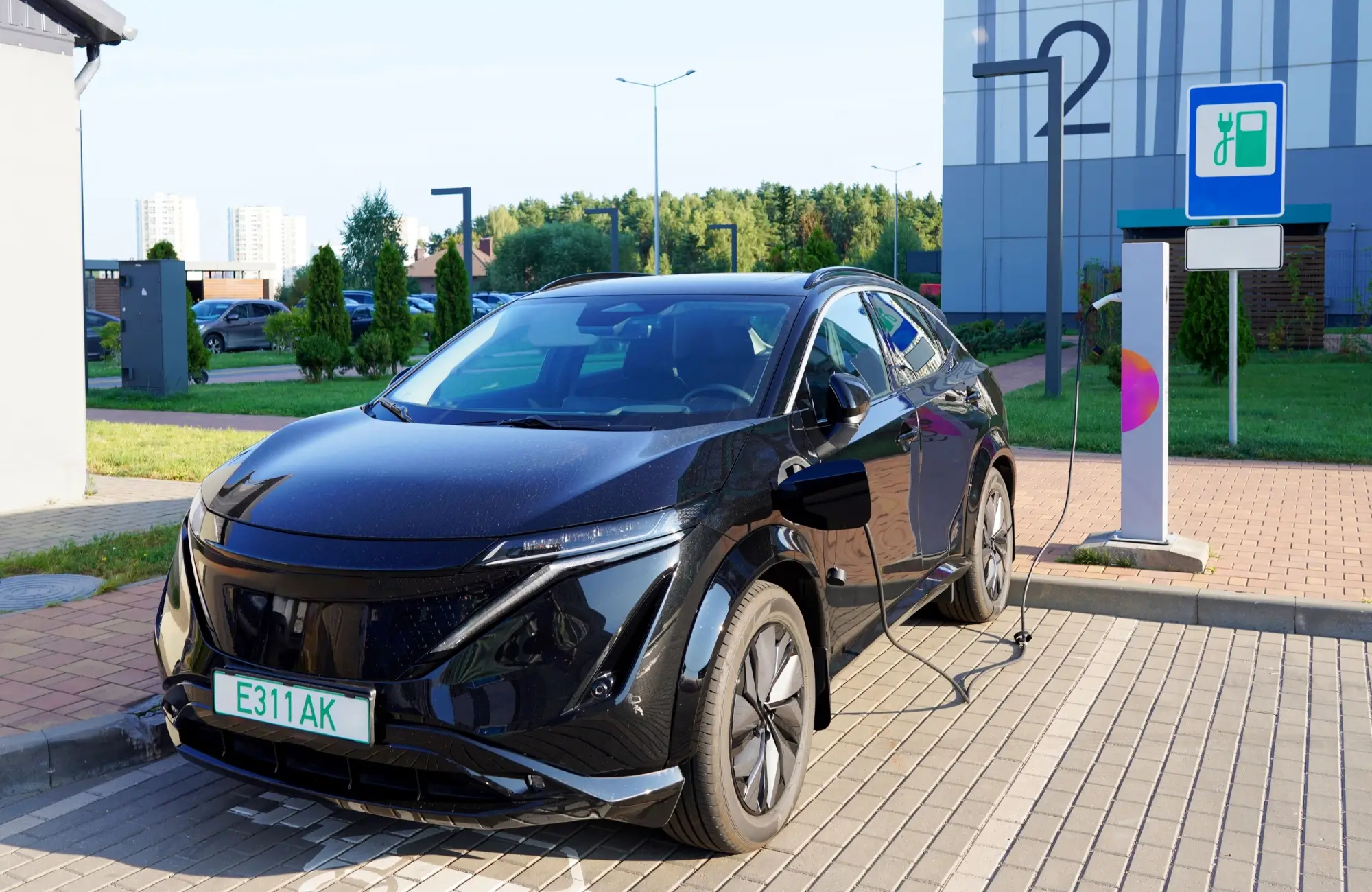 Změna souvisí s vyšší hmotností baterie elektroaut. - Techsvět Elektromobil