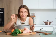 žena v kuchyni
