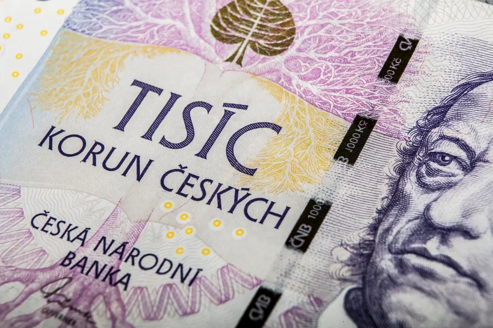 - Techsvět Detail na tisíc korun českých