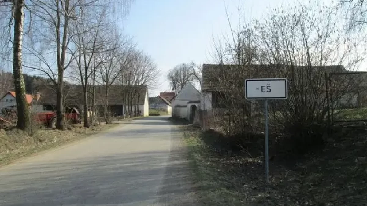 Město Eš