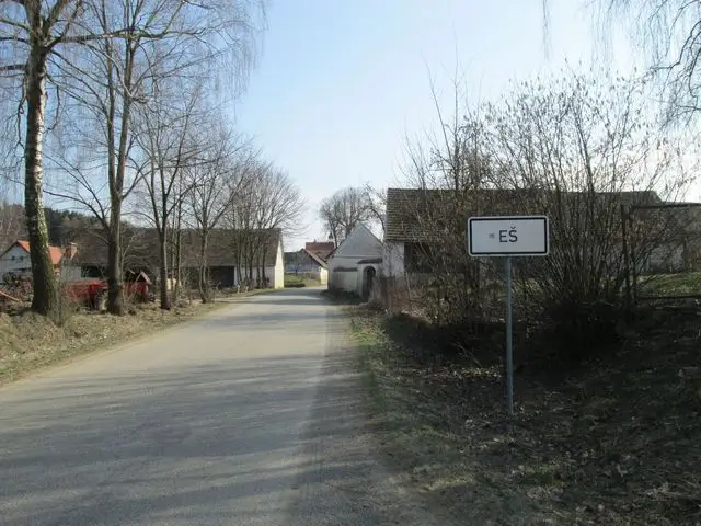 Město Eš