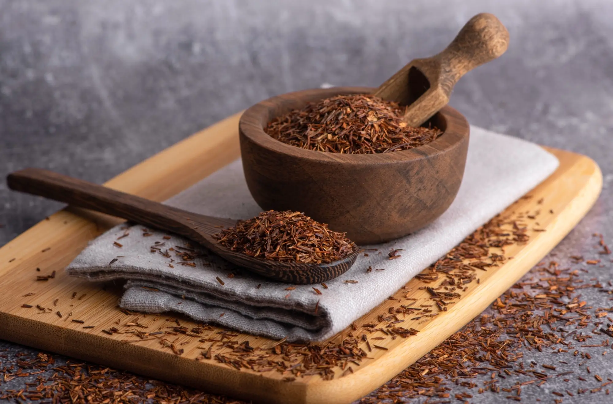 Shutterstock_2260689697 - Techsvět Drcené lístky rooibos