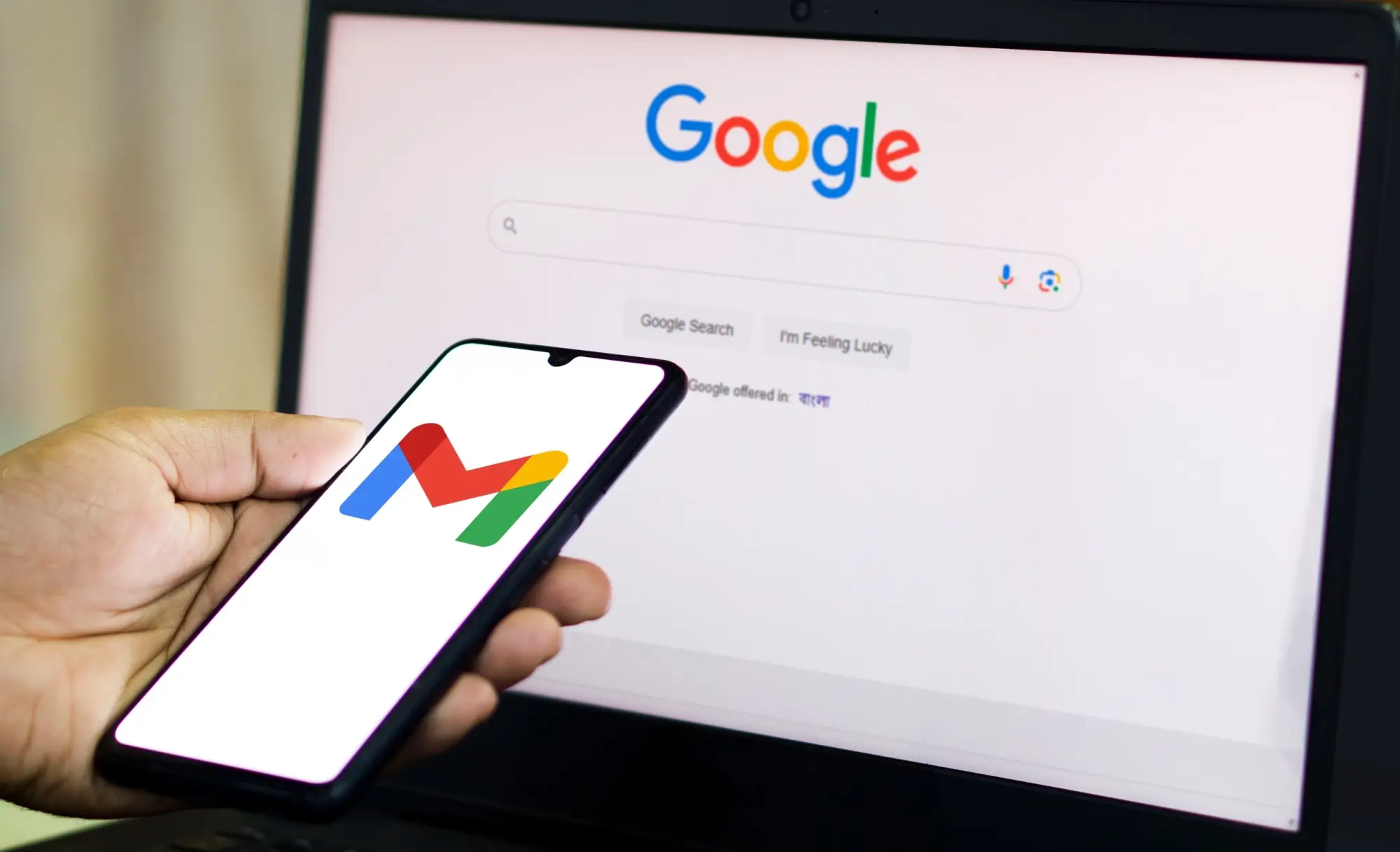 Shutterstock_2459109189 - Techsvět Google účet a Gmail účet