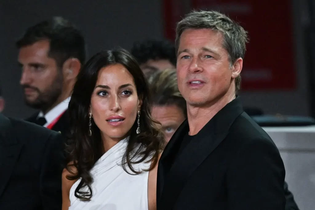 Nová láska Brada Pitta se jeho exmanželce docela podobá. - Techsvět Brad Pitt