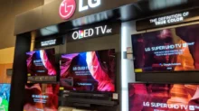 LG televizory v obchodě