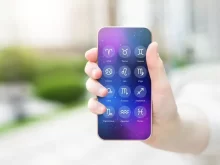 Mobil s vyobrazením piktogramů znamení