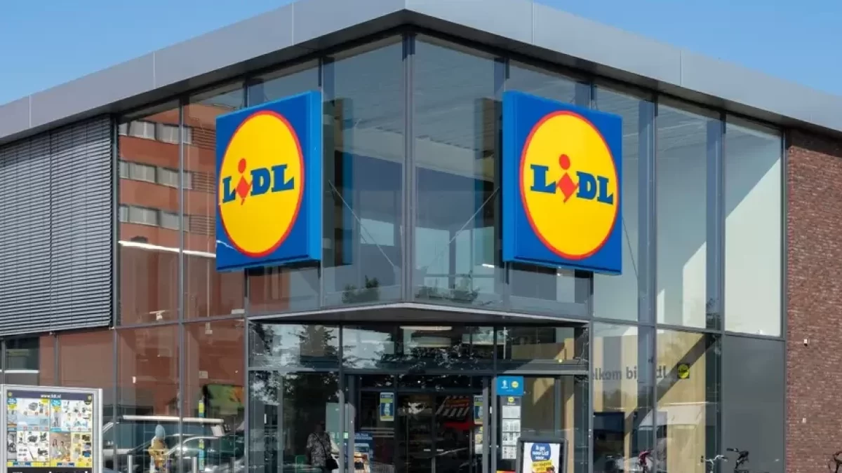 Vchod obchodu Lidl