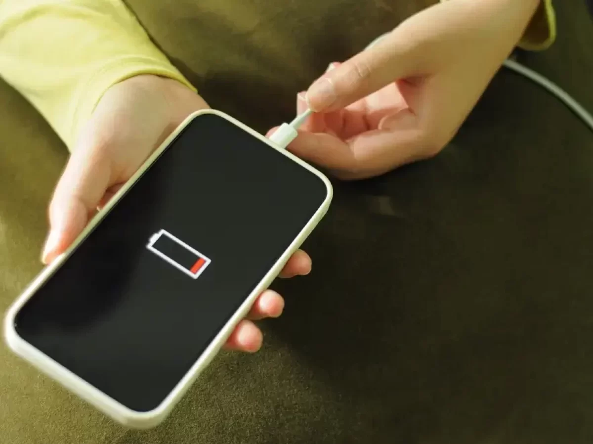 Nabíjení smartphonu kabelem
