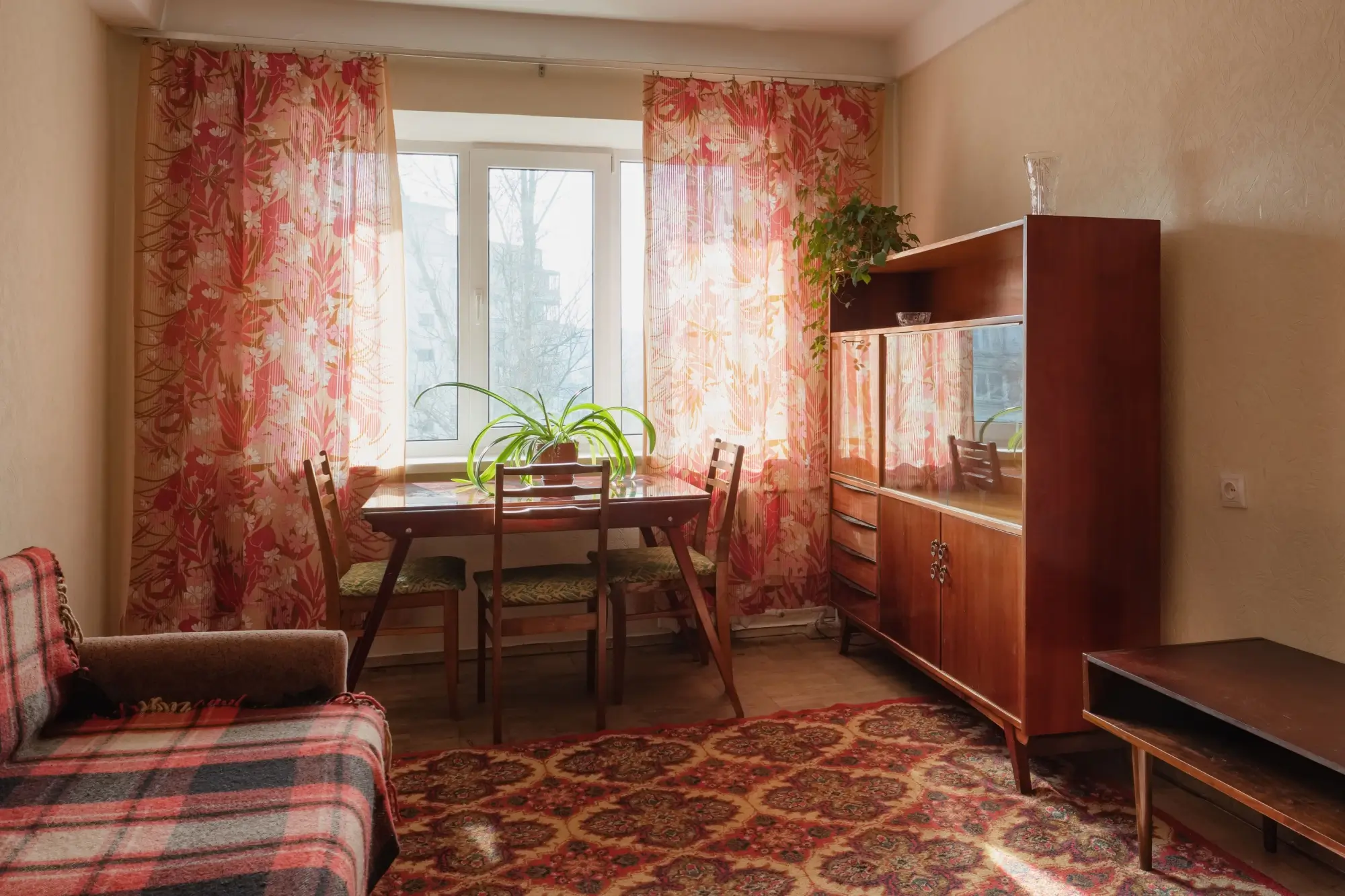 V devadesátkách se daly výhodně odkoupit byty vyžadující jen minimální úpravy