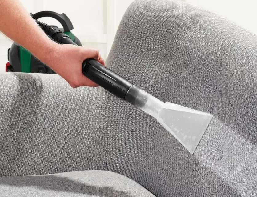 Sedačka bude vypadat jako nová. - Techsvět čištění sedačky