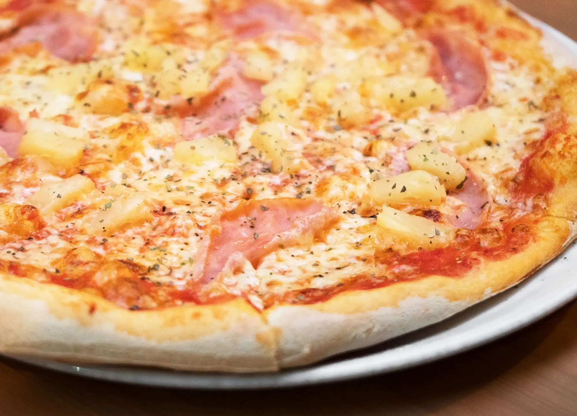 Shutterstock_1199760577 - Techsvět Hawai Pizza