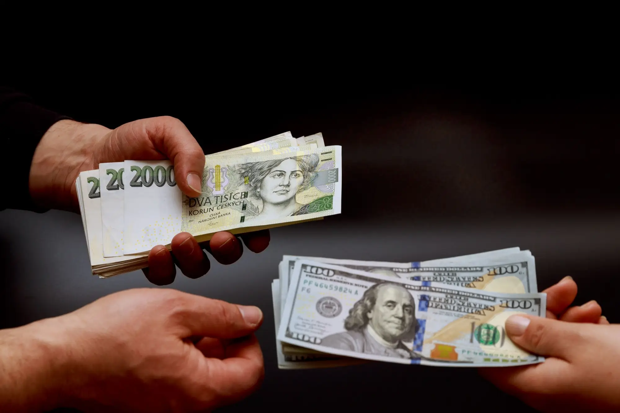 - Techsvět České bankovky a americký dolar