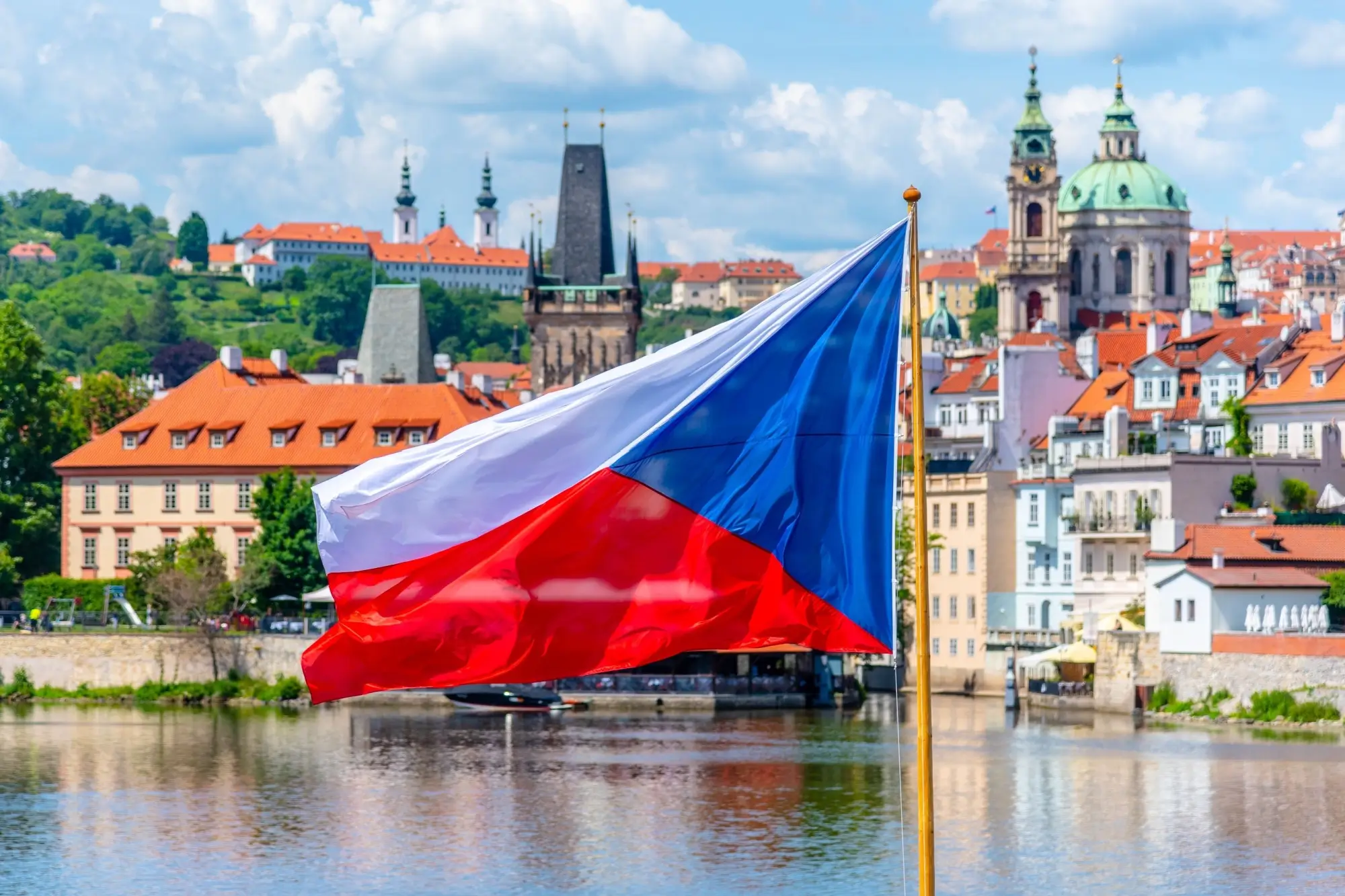 Shutterstock_2488360795 - Techsvět Česká republika