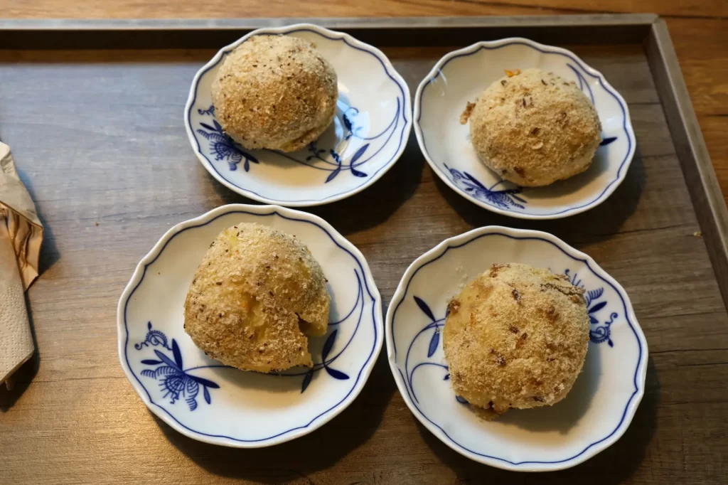 Shutterstock_2512596207 - Techsvět Japonci se pokouší české knedlíky napodobit.