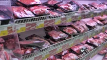 Maso v supermarketu