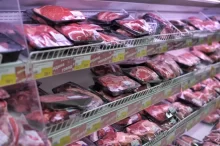 Maso v supermarketu