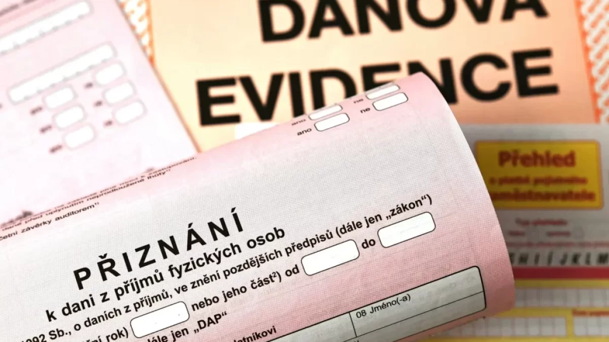 přiznání k dani z příjmů FO