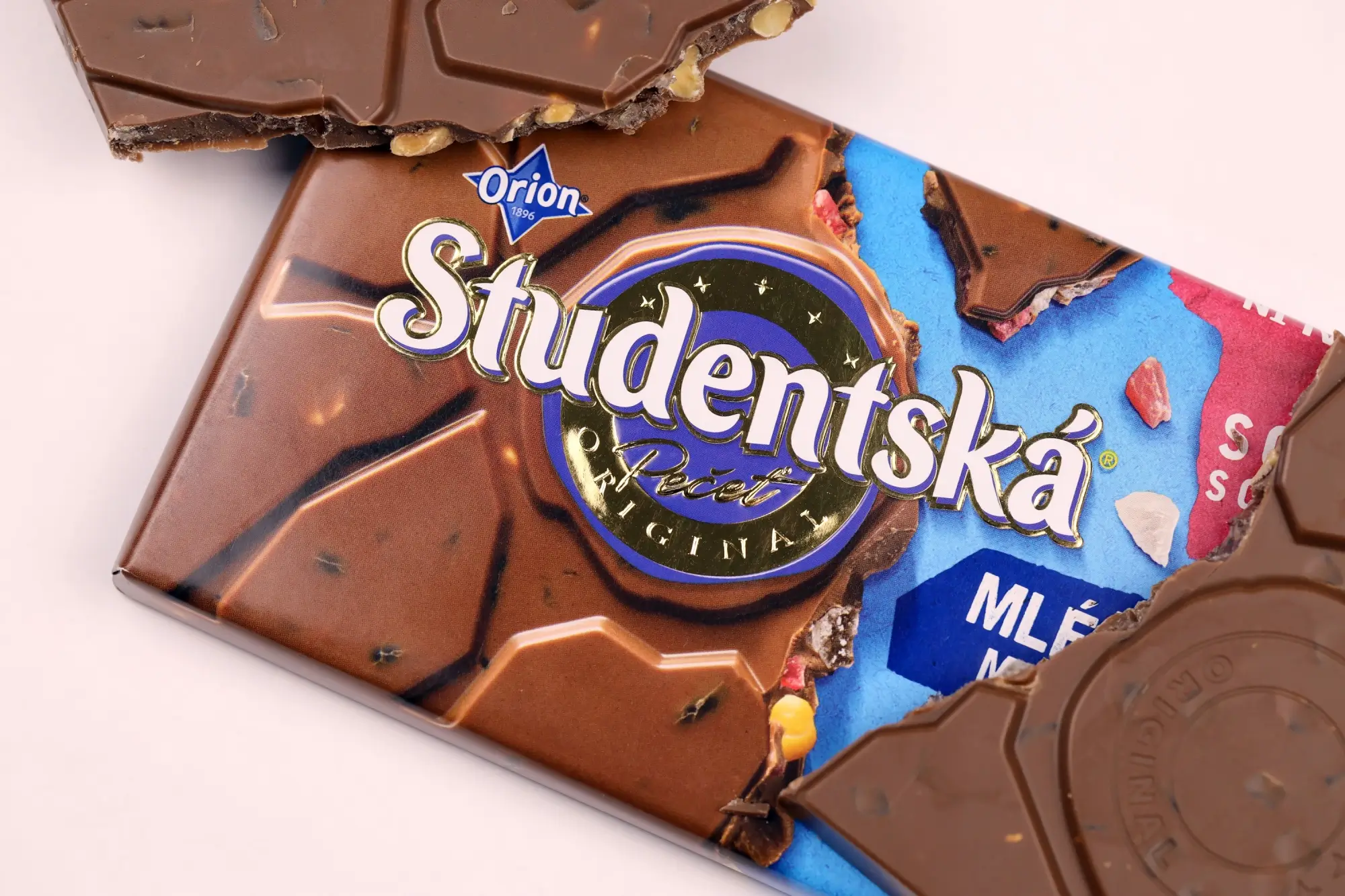 Shutterstock_2144830629 - Techsvět Studentská pečet
