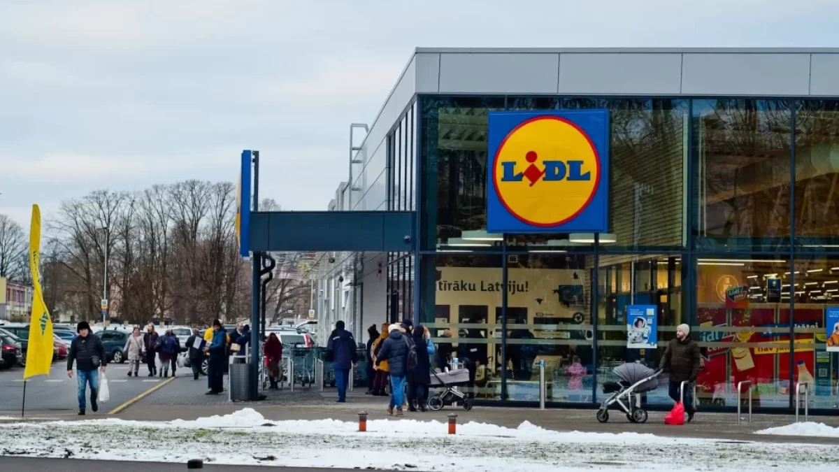 Před supermarkety mohou být rvačky