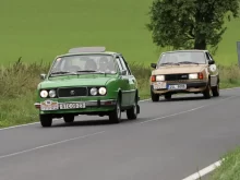 Staré Škodovky na silnici
