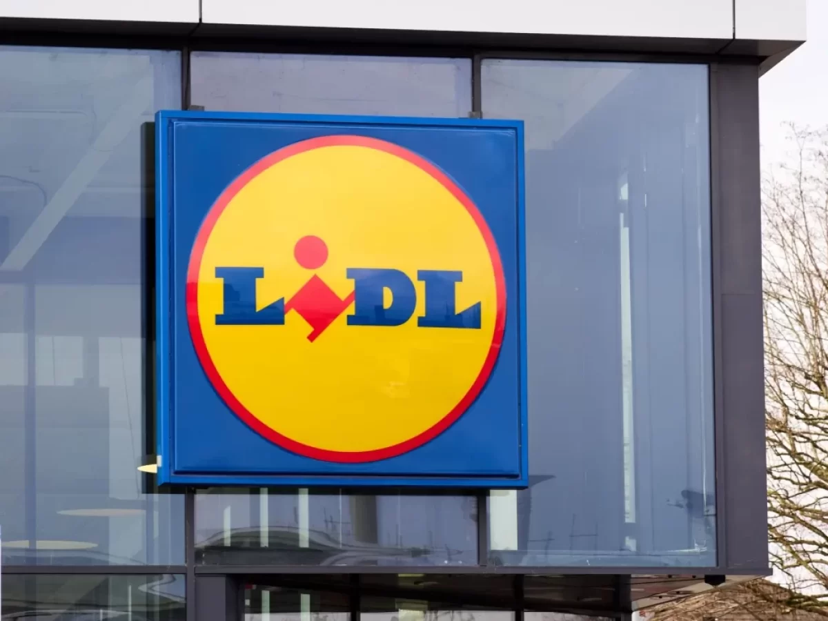 Lidl obchod zvenku