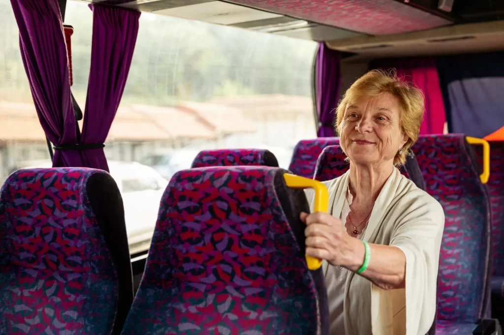 download-3 - Techsvět Senior v autobuse
