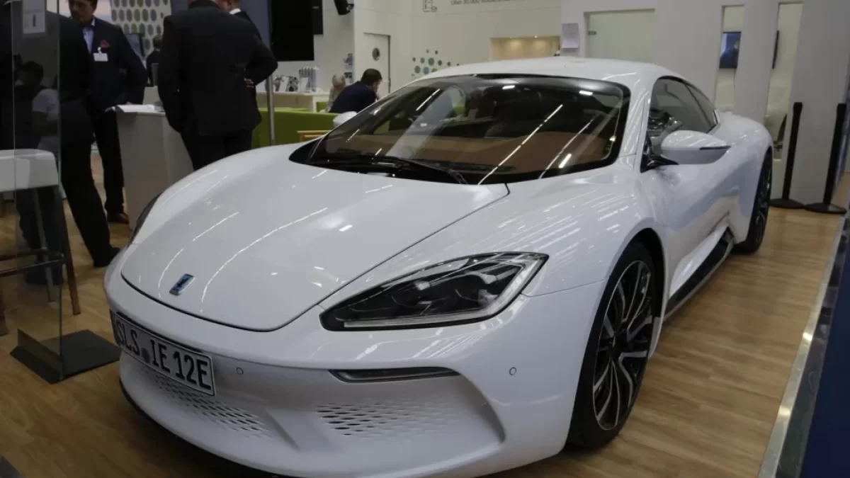 ISDERA Commendatore GT