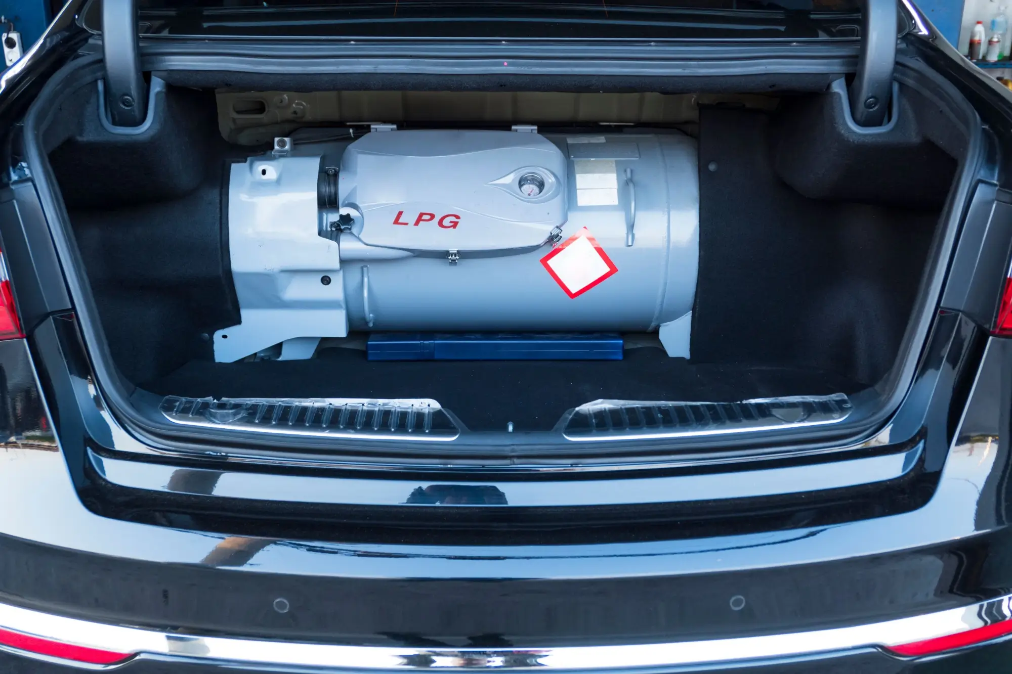 - Techsvět LPG tlaková lahev v kufru