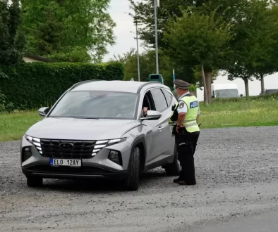 Policie staví řidiče