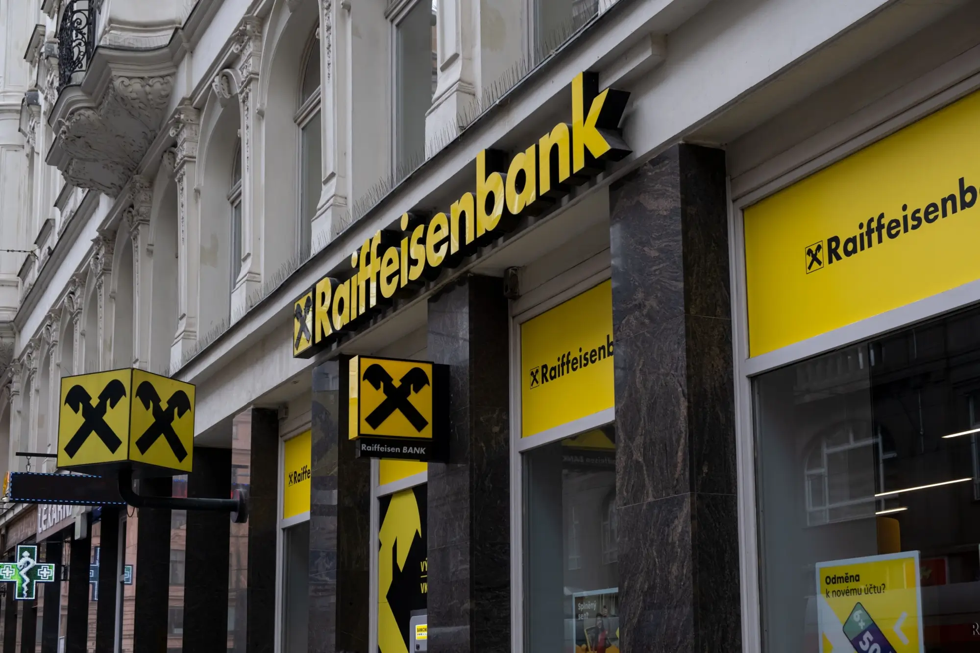 - Techsvět Raiffeisenbank