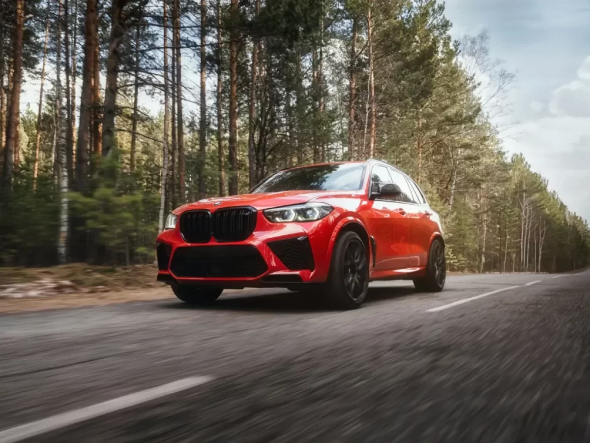 Červené BMW