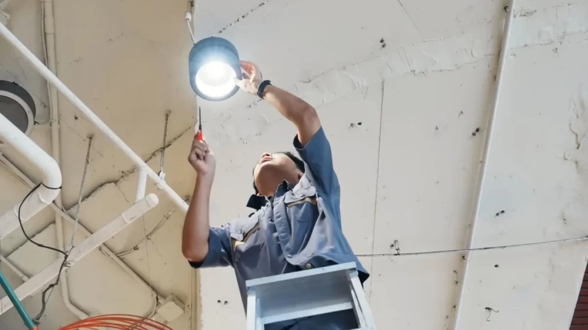 Muž odcházel z pohovoru s nabídkou práce mistra