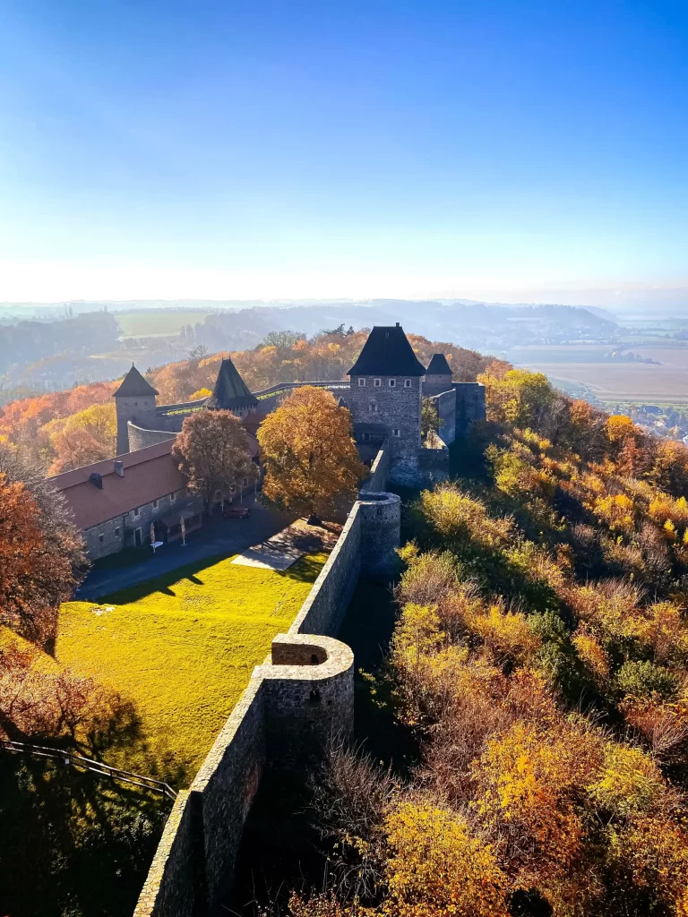 Shutterstock_Helf2 - Techsvět Helfštýn za Husáka